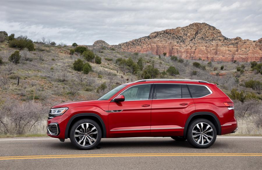  Volkswagen Atlas SEL V6 Premium 4Motion R-Line 2020 года  (фото 9 из 30)